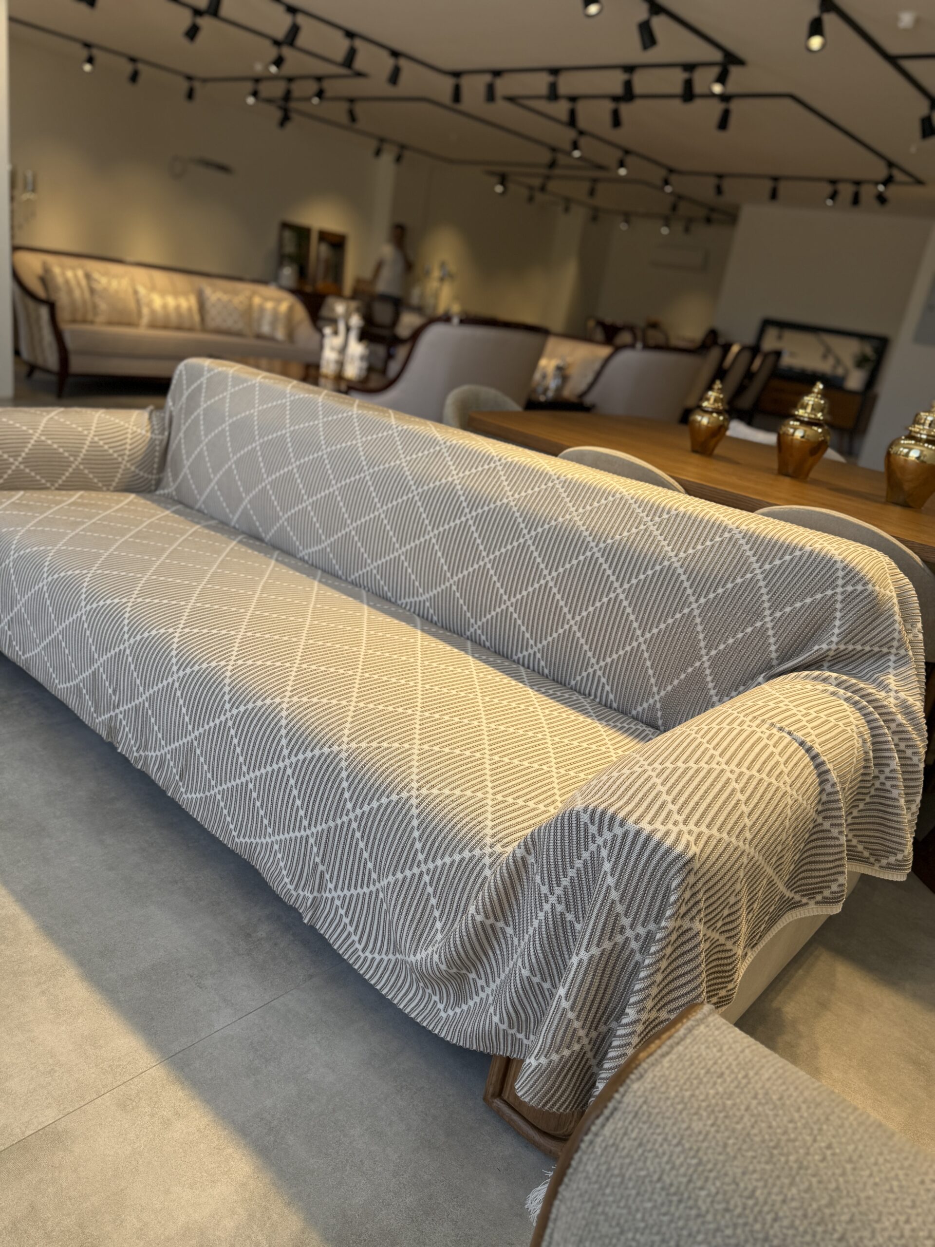 2025_10_25_11_52_IMG_2940 شال مبل سه متری افرا - تصویر 1